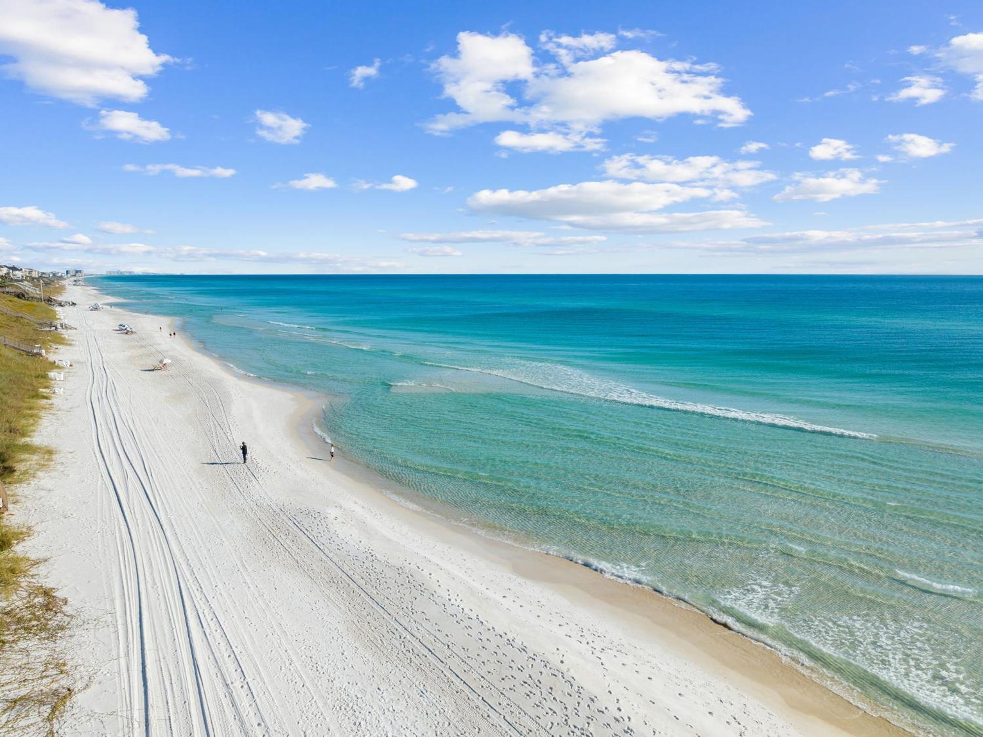Kaiya Beach Resort Inlet Beach Buitenkant foto