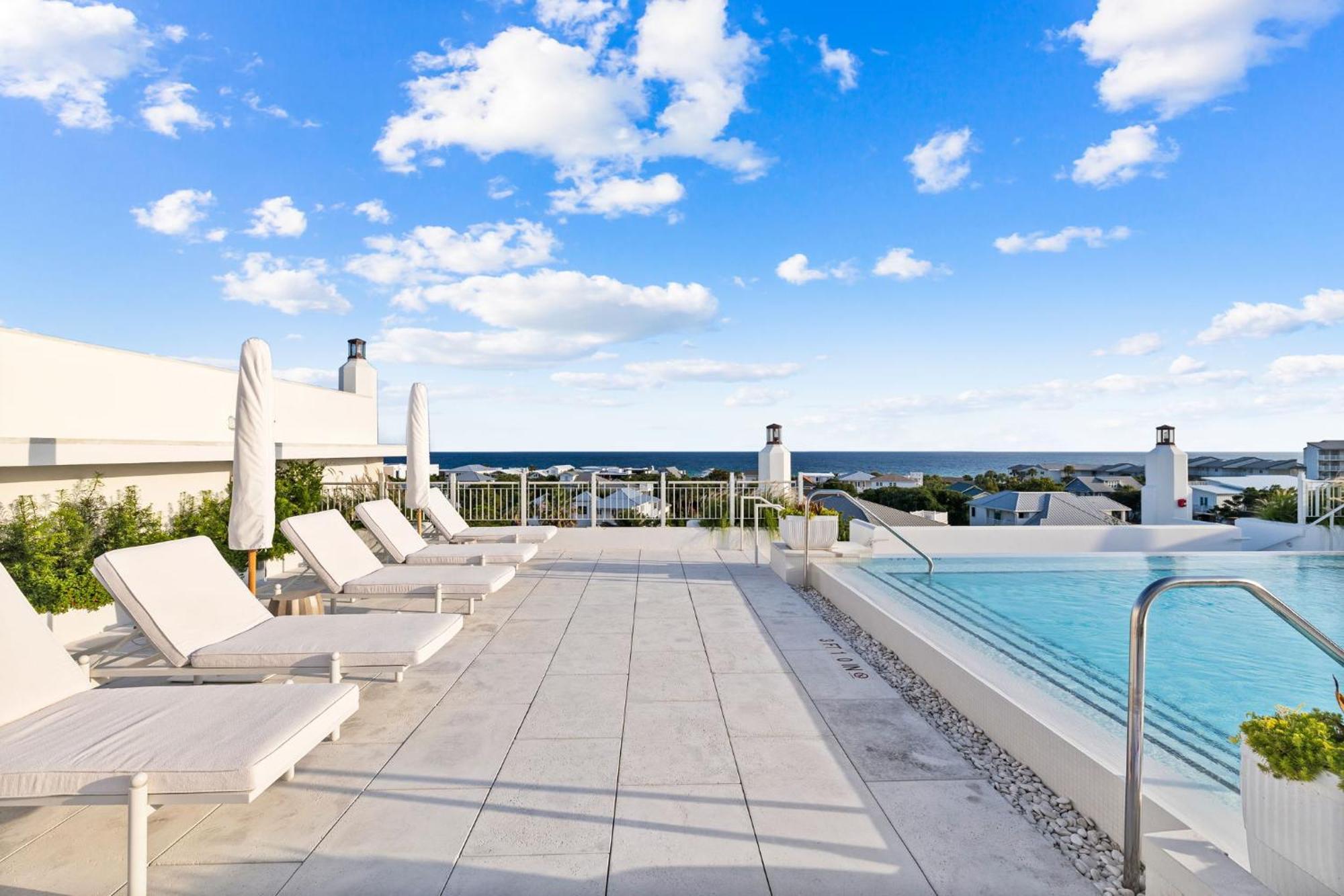 Kaiya Beach Resort Inlet Beach Buitenkant foto